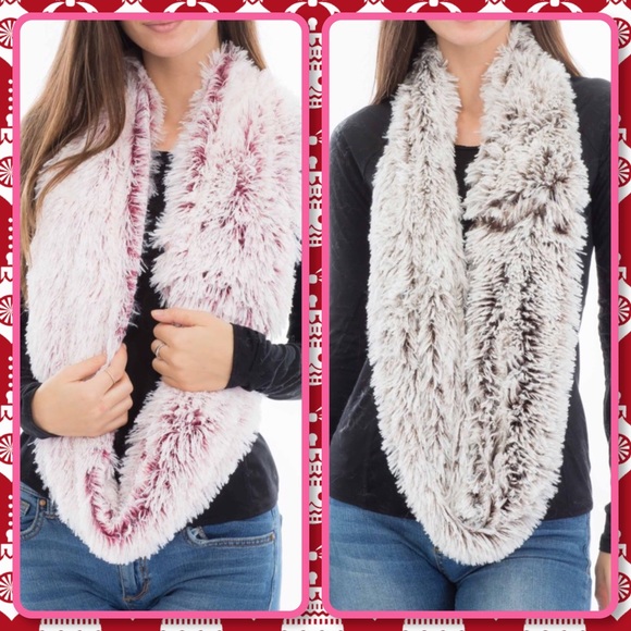 $10 ADD ON 🎁 Plush Faux Fur Soft Cozy Scarf - Picture 2 of 4